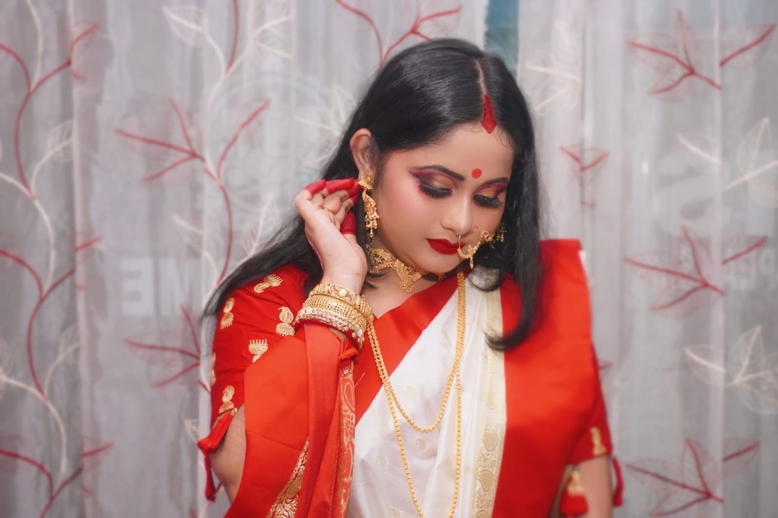 Agamoni Look